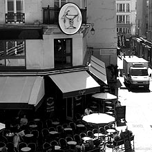 パリのカフェ　オ・ペール・トランキーユ